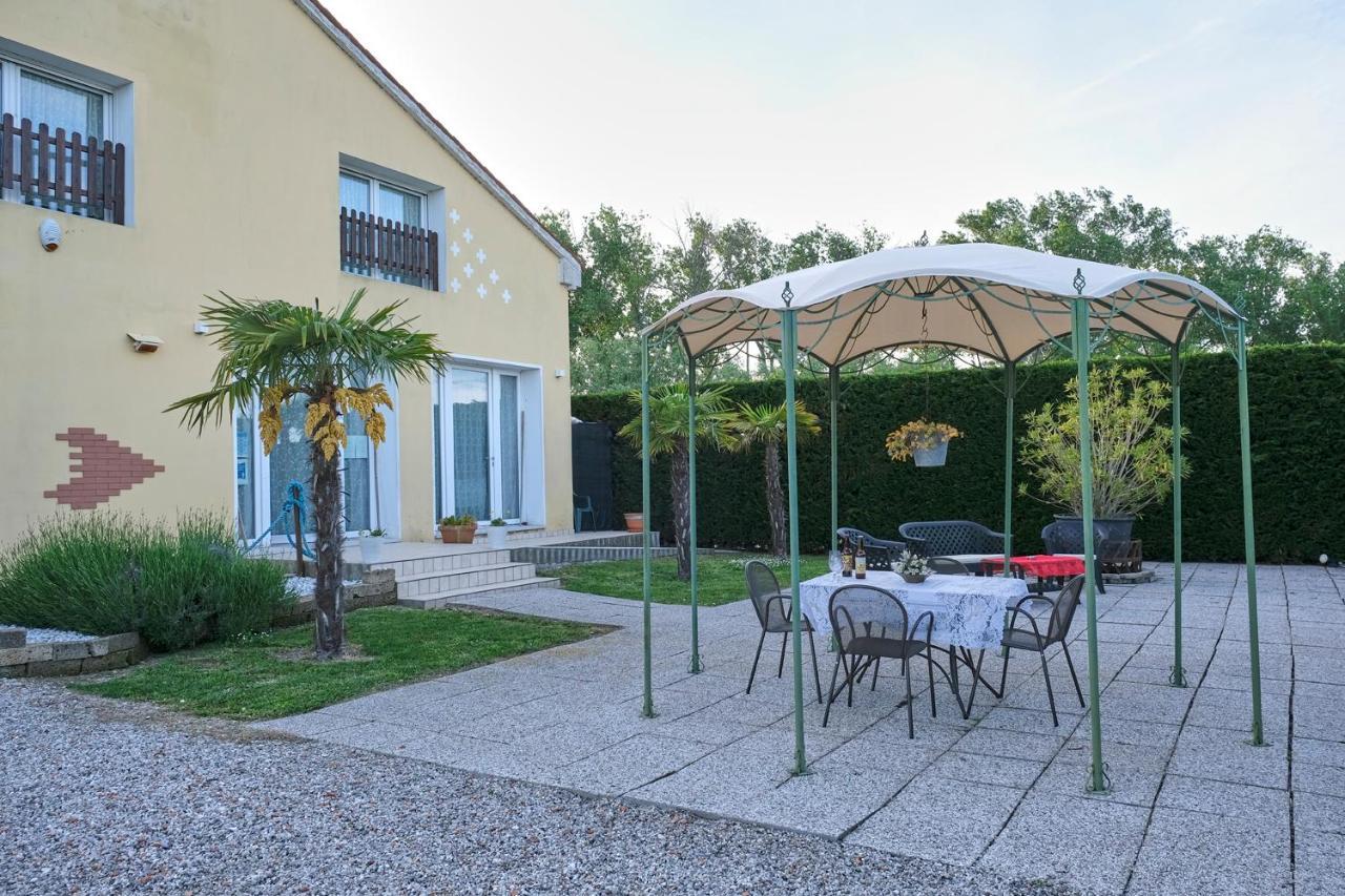 Agriturismo Da Rosy Codevigo Exterior photo
